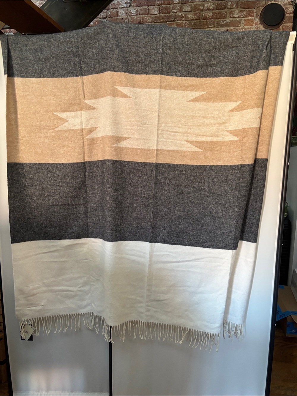 Faherty brand throw NWT